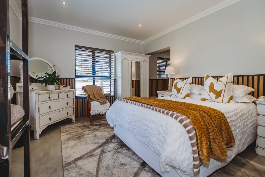 4 Bedroom Property for Sale in Camphersdrift Western Cape